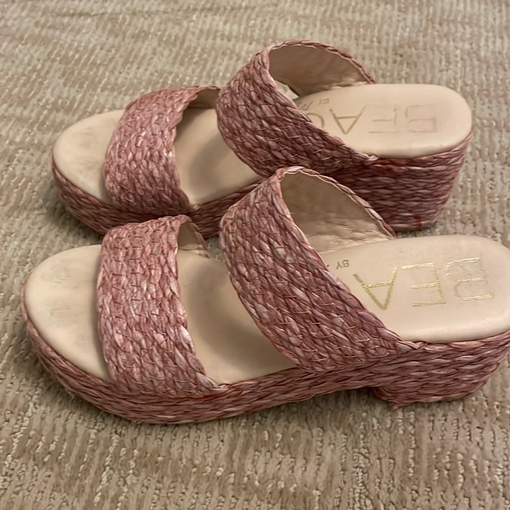 Fun raffia pink wedge sandals